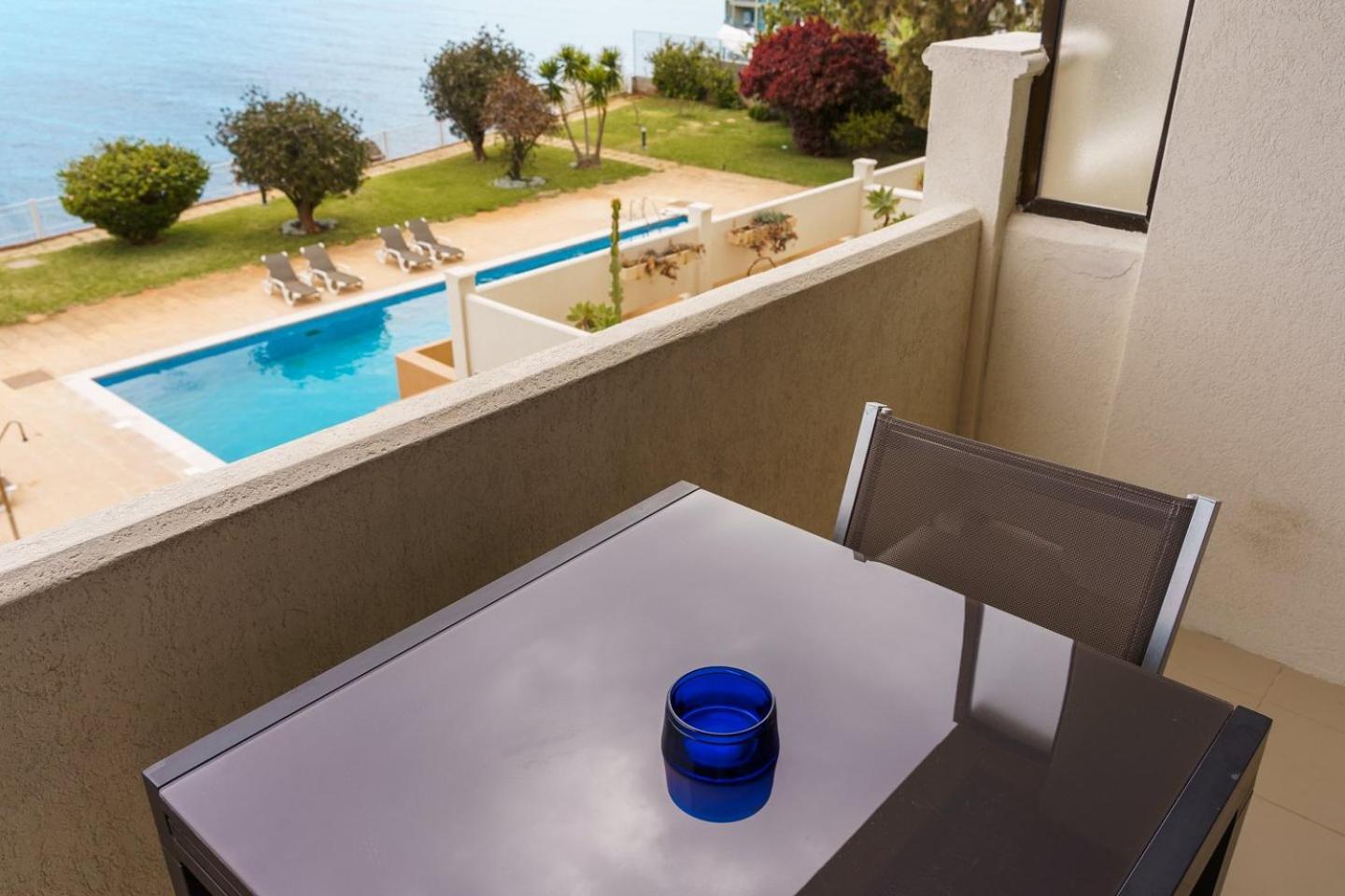 Appartement Sunny Getaway In Funchal Extérieur photo