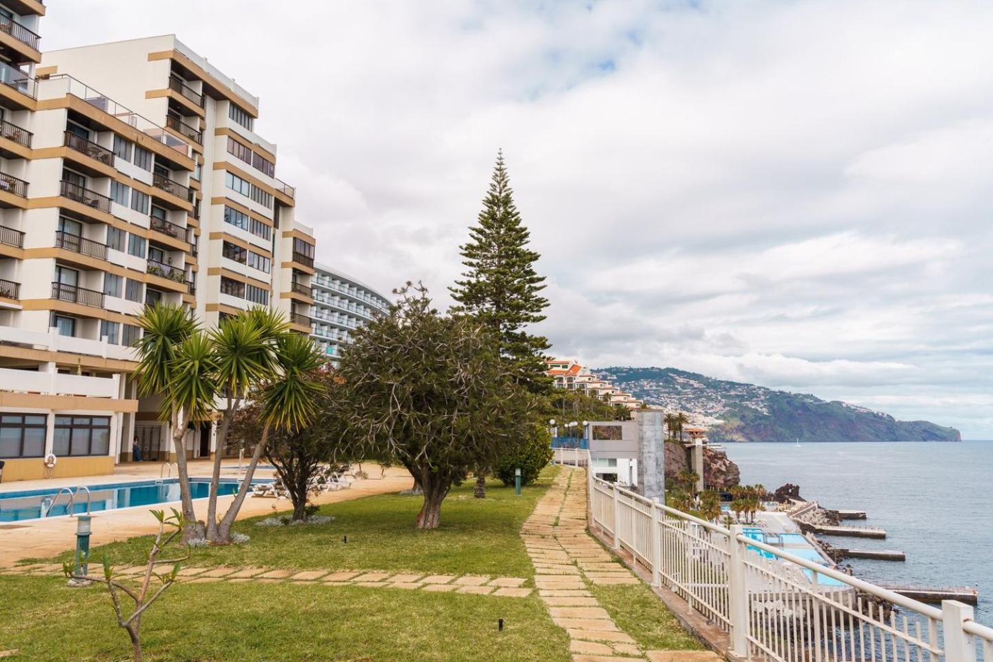 Appartement Sunny Getaway In Funchal Extérieur photo