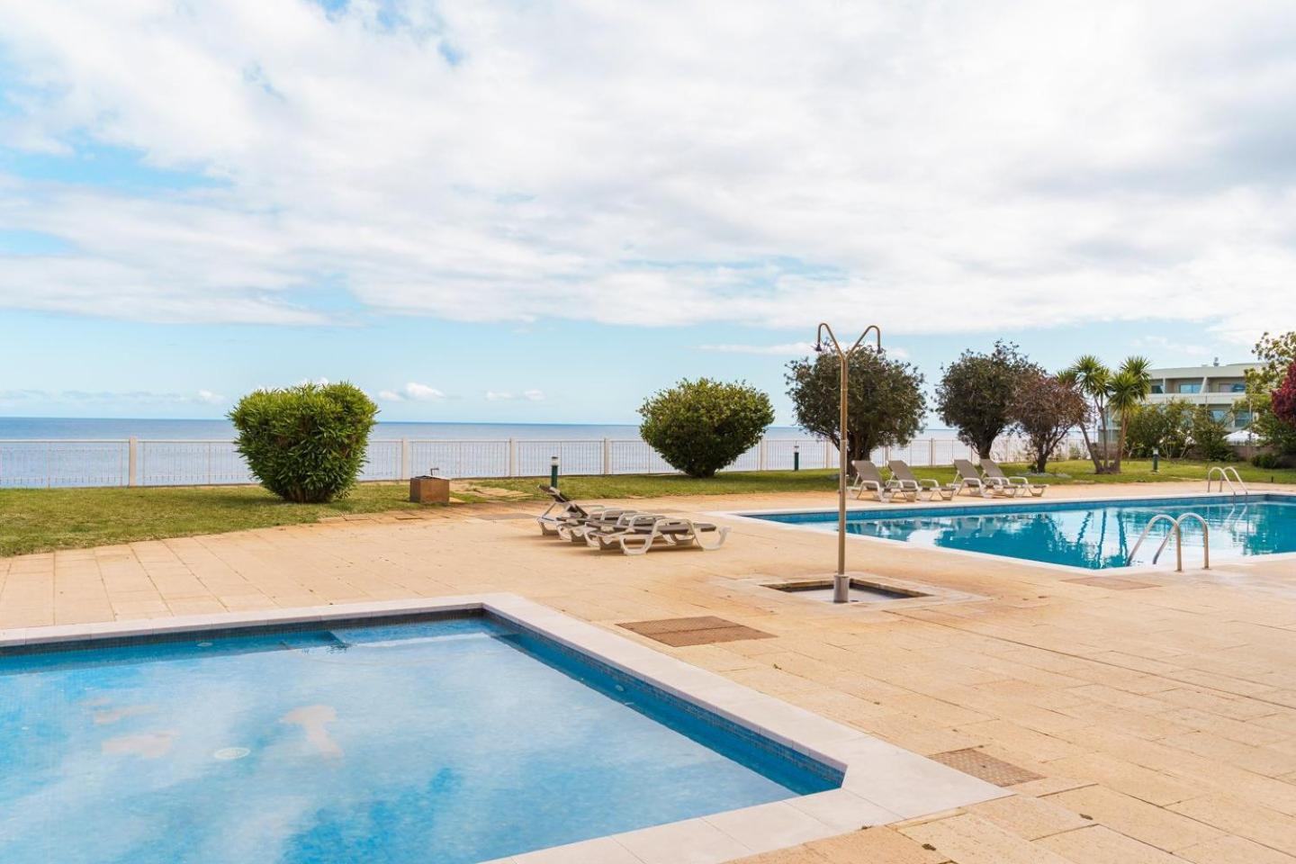 Appartement Sunny Getaway In Funchal Extérieur photo